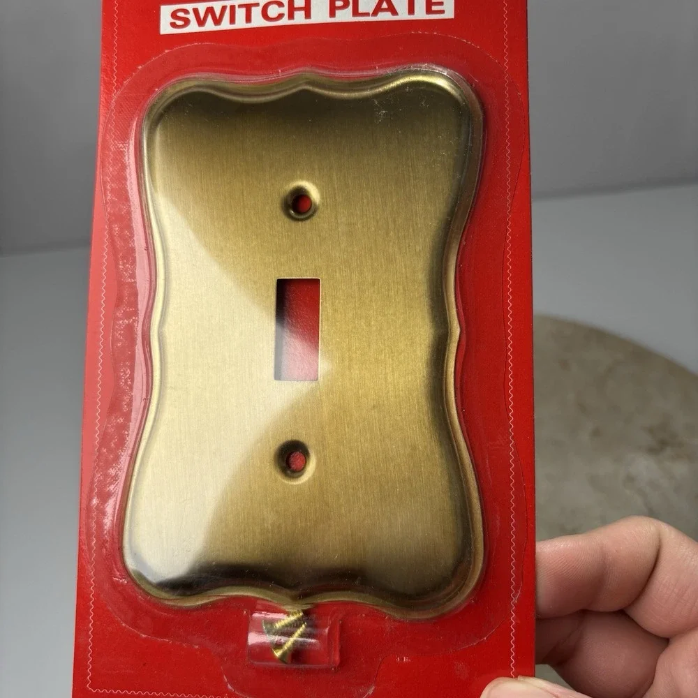 VTG Antique Solid Brass Single Gang Light Switch Plate Cover Toggle Scalloped